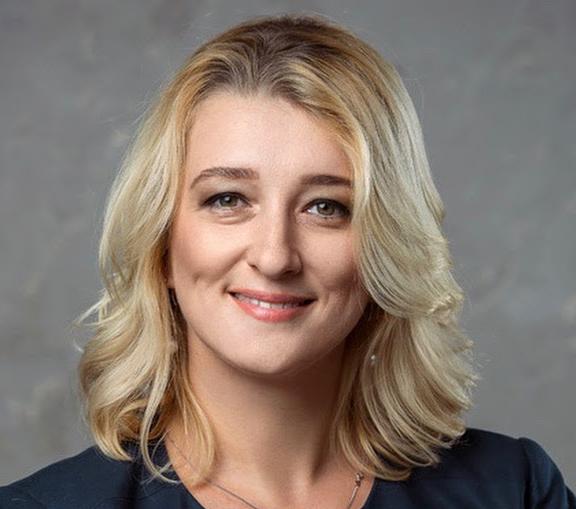 Елена Лысенкова